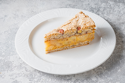 Apple cake with hazelnut dacquoise