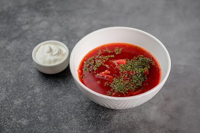 Borsch Staroslavyanskiy with beef 